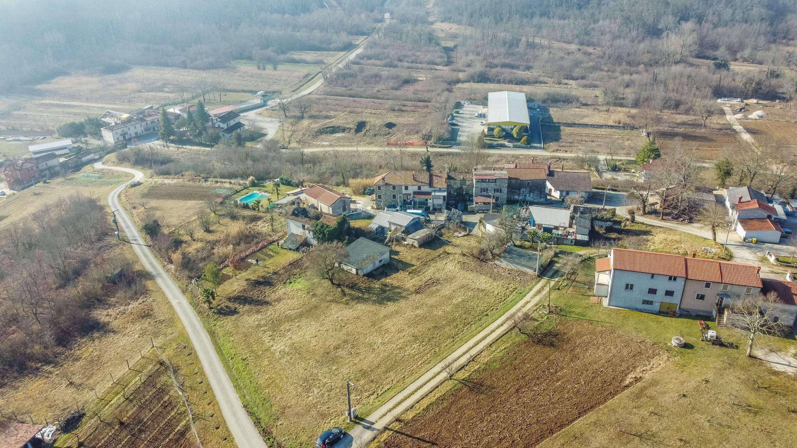 Motovun surroundings | Building land with a view of Motovun