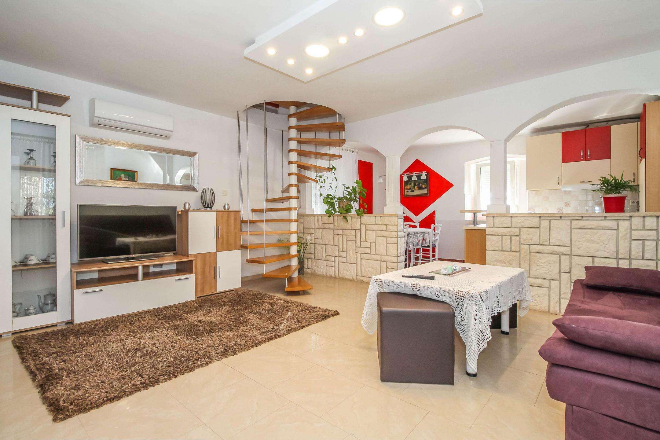 Brtonigla | Haus mit Pool in außergewöhnlicher Lage mit bezaubernder Aussicht