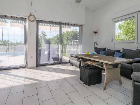 Brtonigla | Haus mit Pool in außergewöhnlicher Lage mit bezaubernder Aussicht