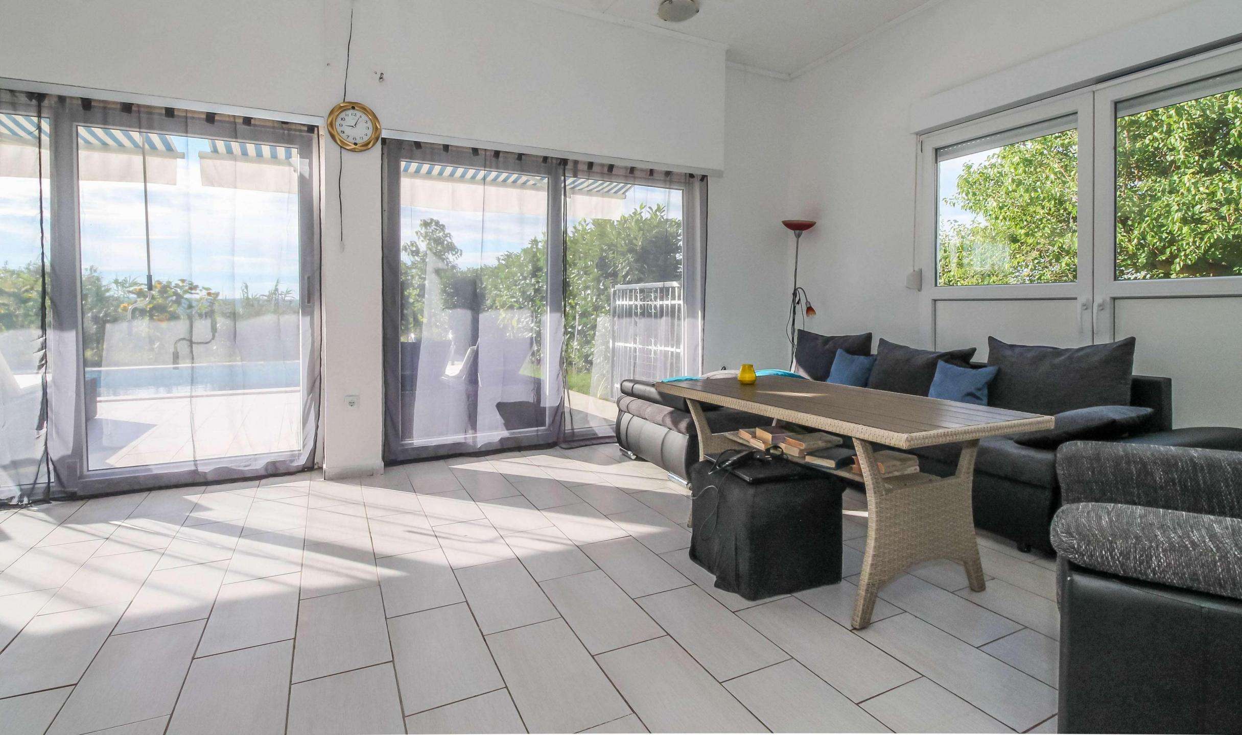 Brtonigla | Haus mit Pool in außergewöhnlicher Lage mit bezaubernder Aussicht