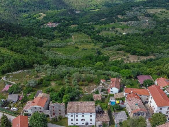 Buzet surroundings | Istrian stone house with panoramic views
