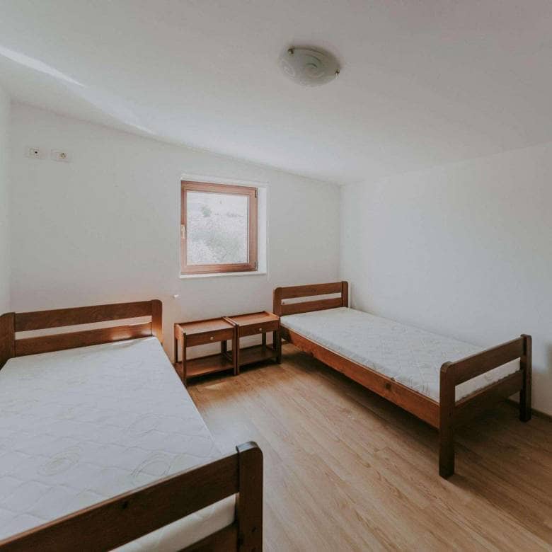 Kaštel okolica | Prostrani stan u blizini slovenske granice