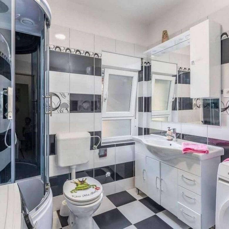 Novigrad | Ground floor apartment only 80 m from the sea