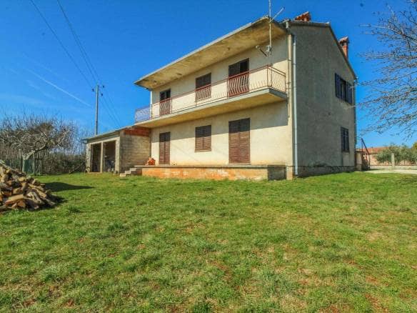 Dintorni di Umago | Casa indipendente con molto potenziale