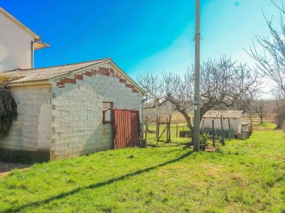 Dintorni di Umago | Casa indipendente con molto potenziale