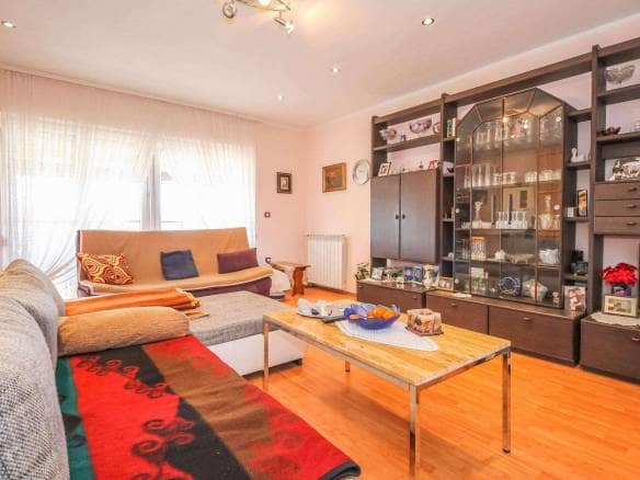 Umago | Una spaziosa casa indipendente vicino alla città