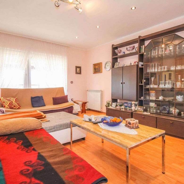 Umago | Una spaziosa casa indipendente vicino alla città