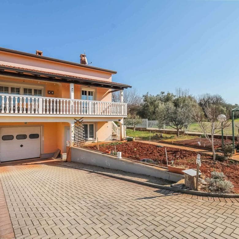 Umago | Una spaziosa casa indipendente vicino alla città