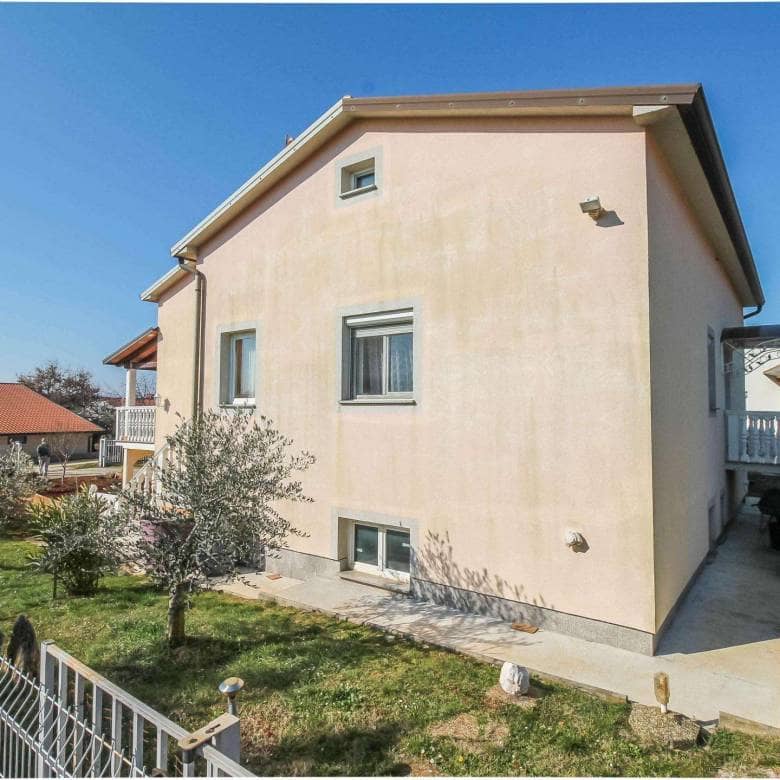 Umago | Una spaziosa casa indipendente vicino alla città