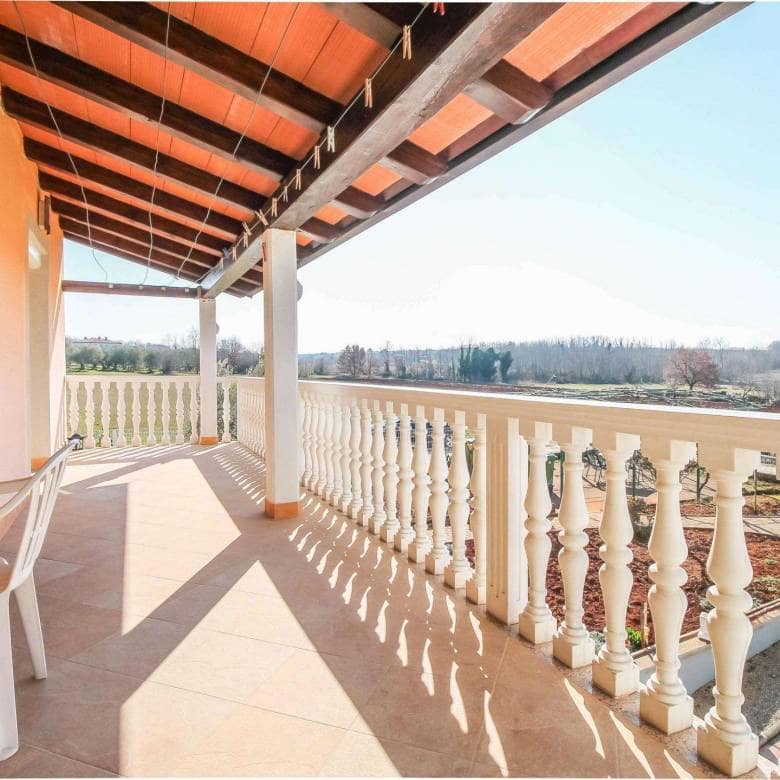 Umago | Una spaziosa casa indipendente vicino alla città