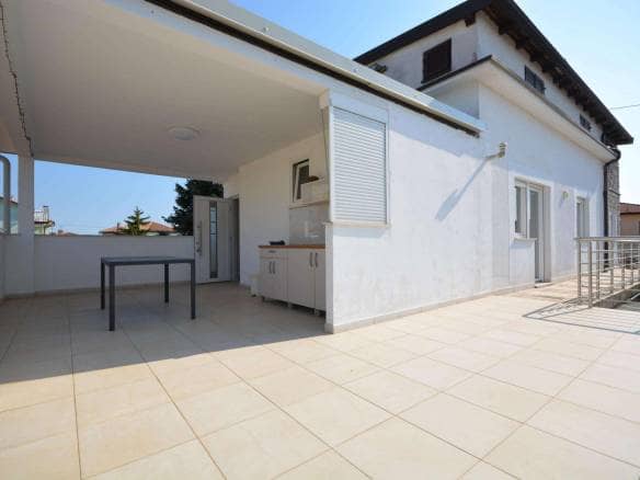 Umag Punta | Prostrani apartman s vrtom i terasom nedaleko od mora