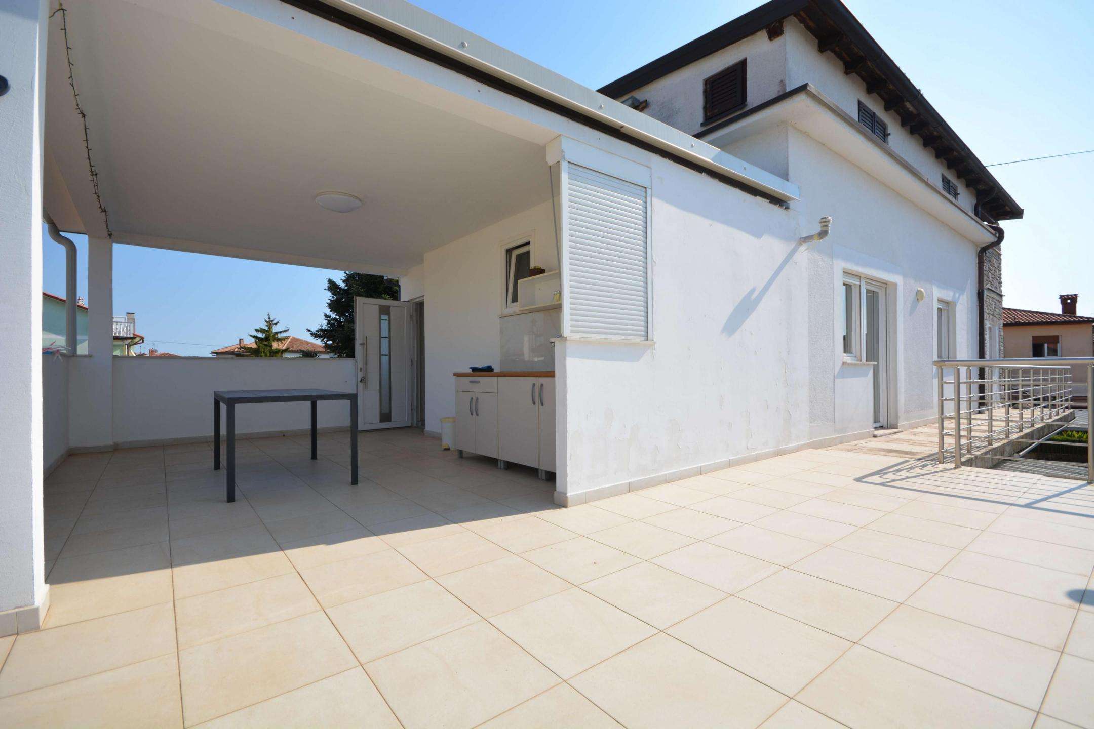 Umag Punta | Spacious apartment with garden and terrace not far from the sea Umag Punta | Spacious apartment with garden and terrace not far from the sea