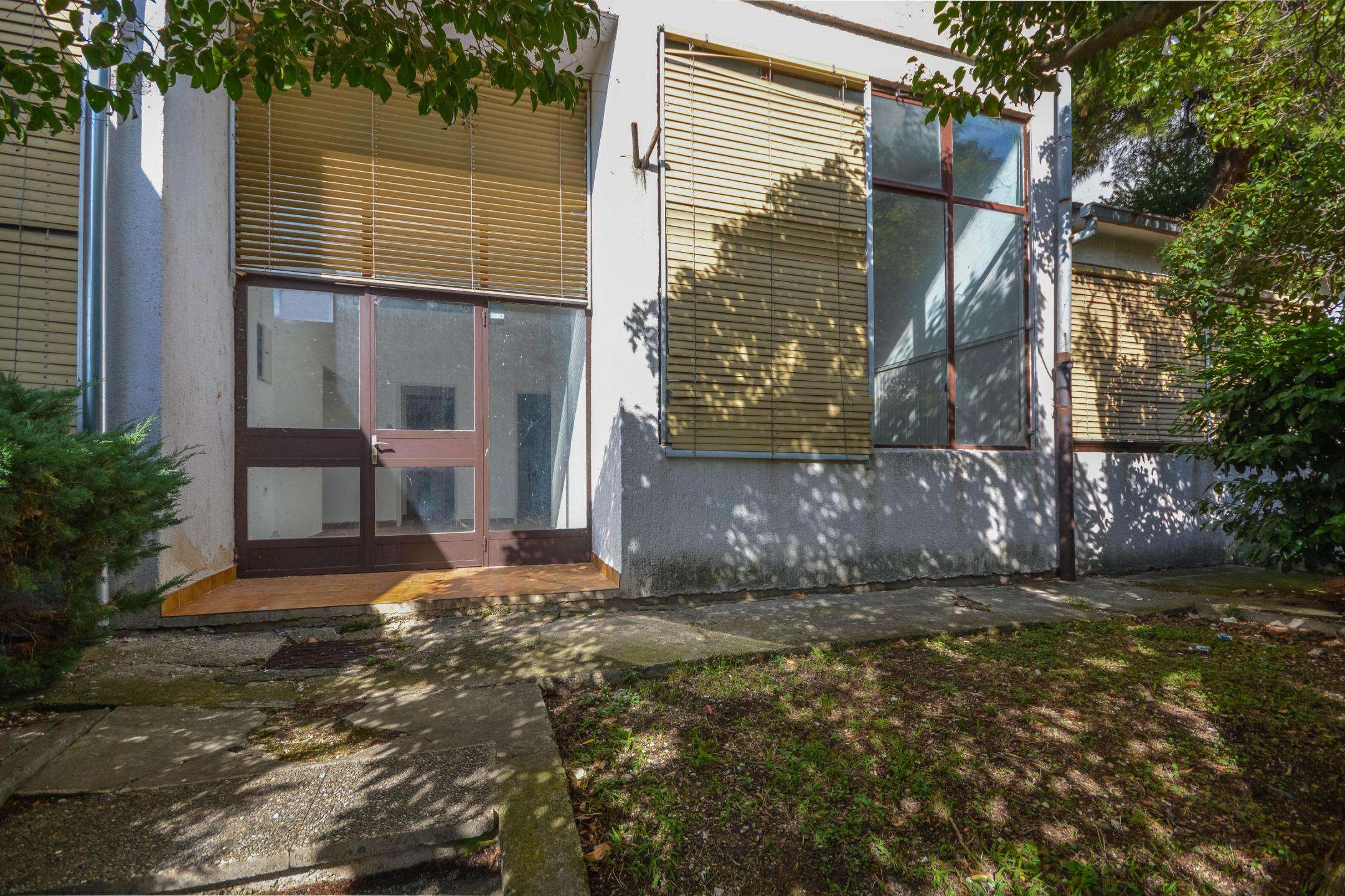 Buje | Poslovni prostor na dobri lokaciji