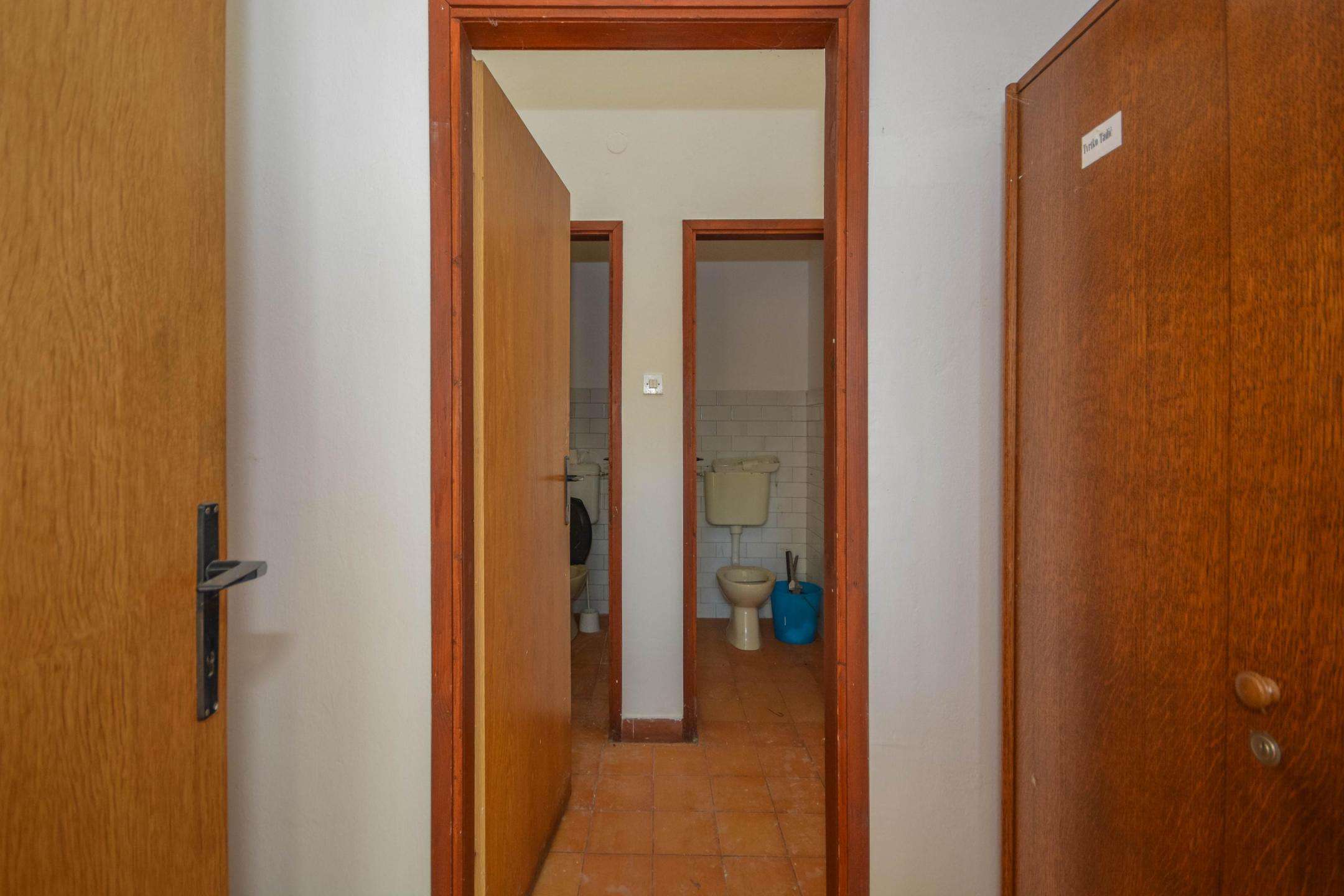 Buje | Poslovni prostor na dobri lokaciji