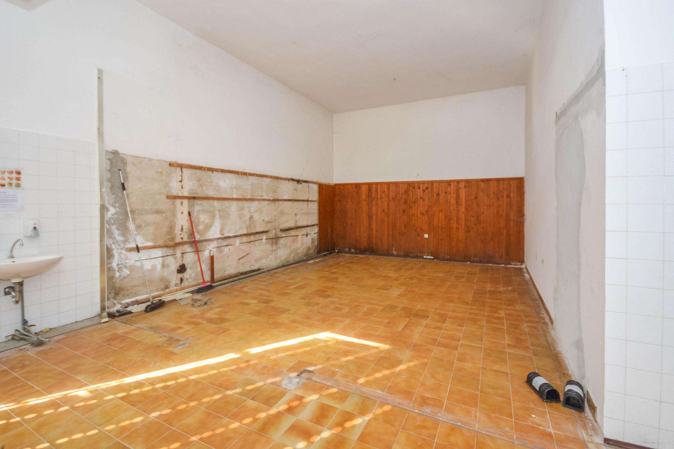 Buje | Poslovni prostor na dobri lokaciji