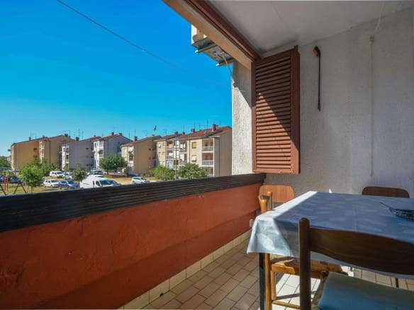 Umag | Stan u centru nedaleko od mora