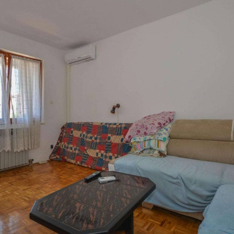 Umag | Stan u centru nedaleko od mora