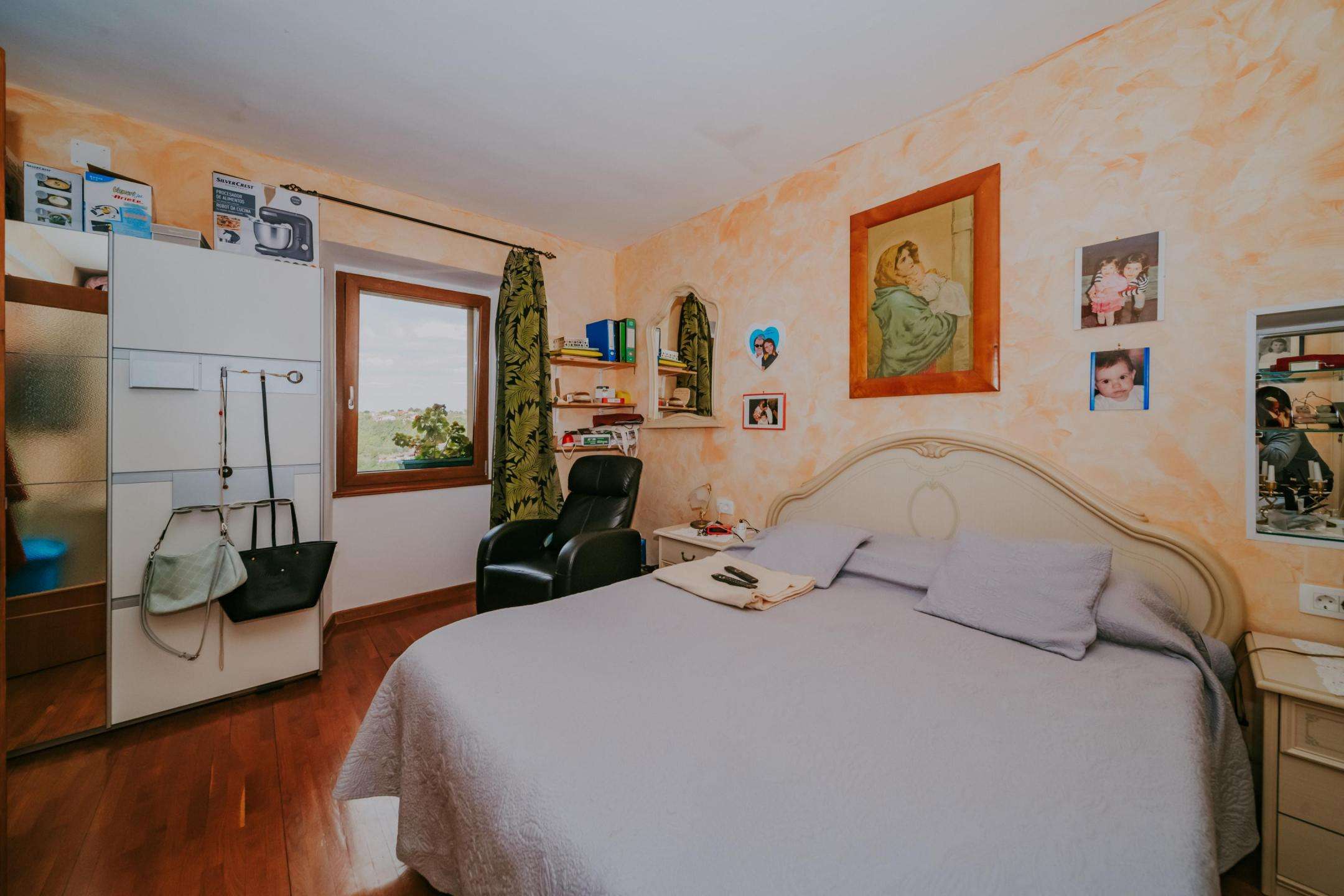 Grožnjan | Samostojeća kuća sa apartmanima