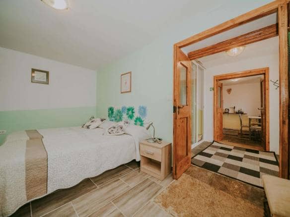 Grožnjan | Samostojeća kuća sa apartmanima