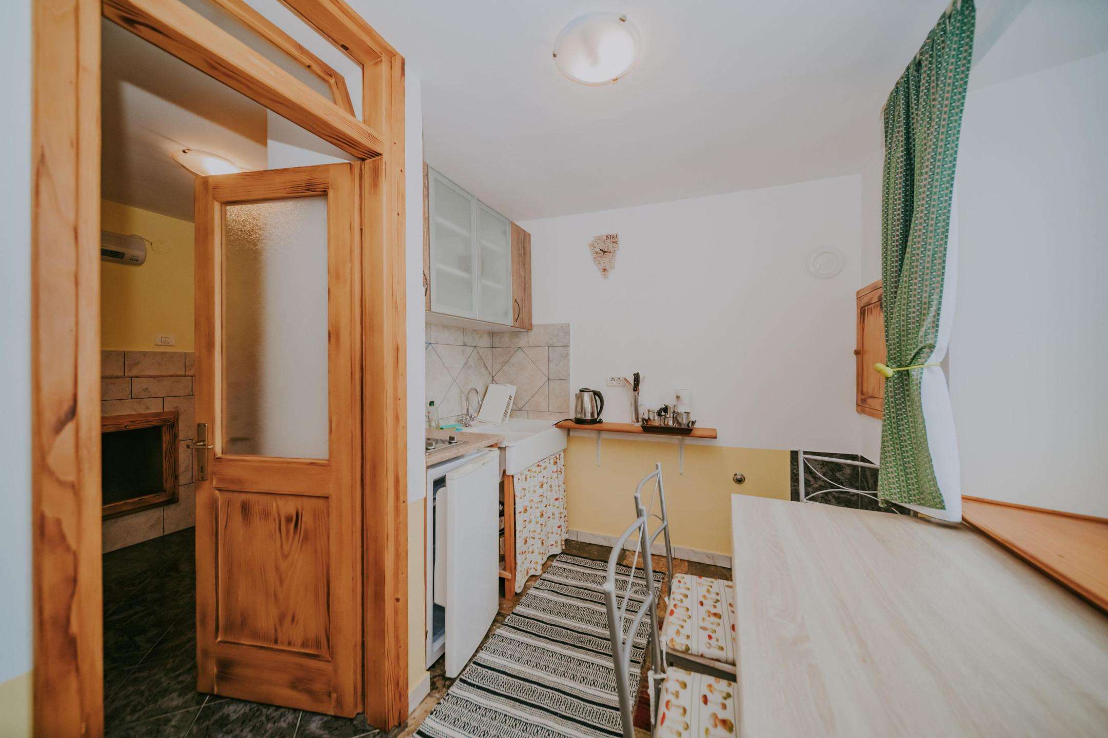 Grožnjan | Samostojeća kuća sa apartmanima