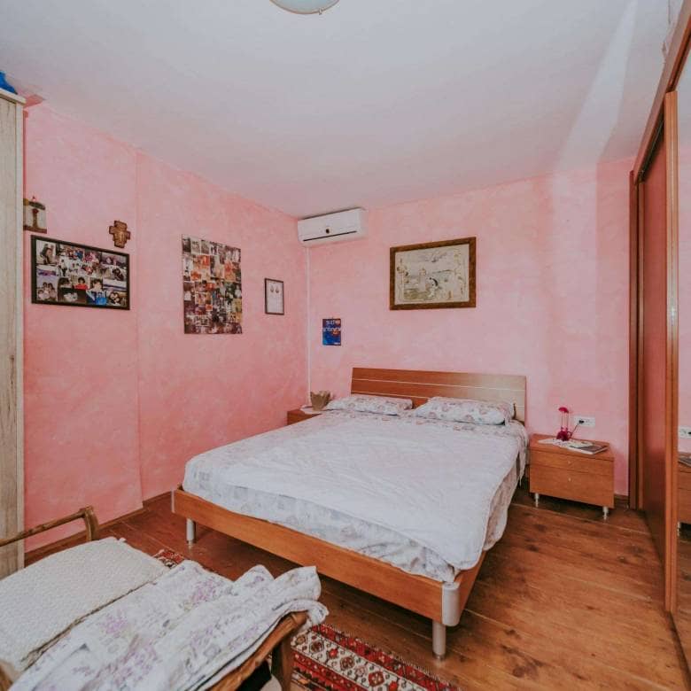 Grožnjan | Samostojeća kuća sa apartmanima