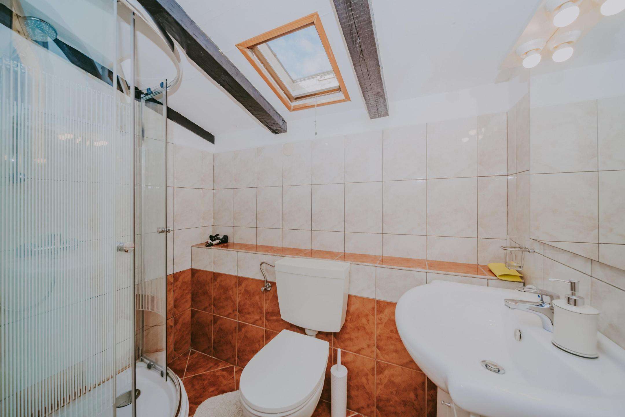 Grožnjan | Samostojeća kuća sa apartmanima