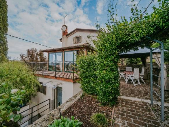 Grisignana | Casa indipendente con appartamenti