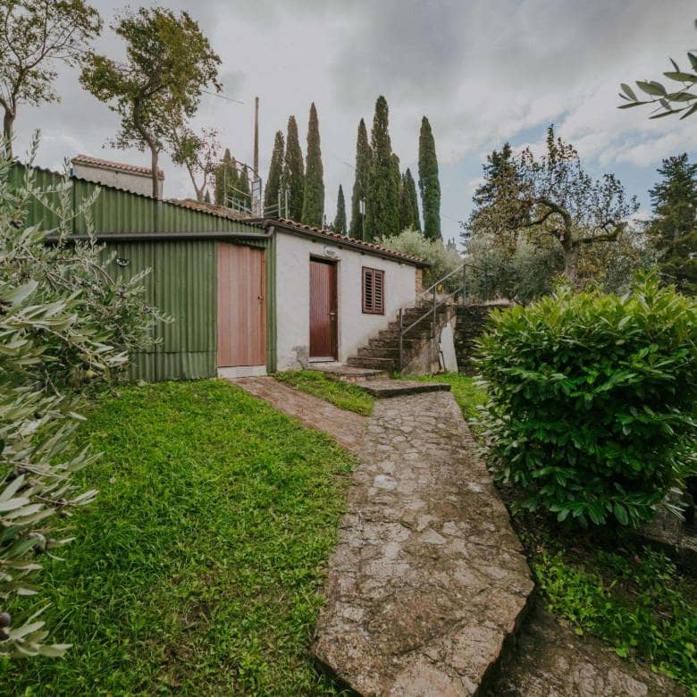 Grožnjan | Samostojeća kuća sa apartmanima