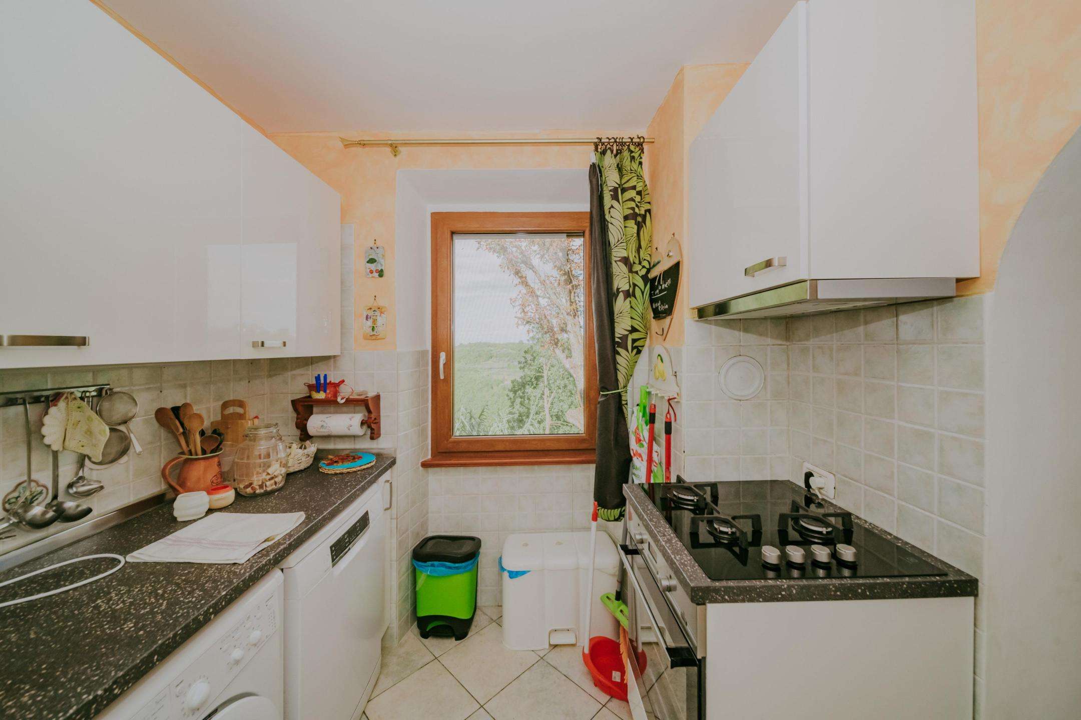 Grožnjan | Samostojeća kuća sa apartmanima