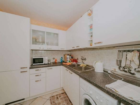 Grožnjan | Samostojeća kuća sa apartmanima