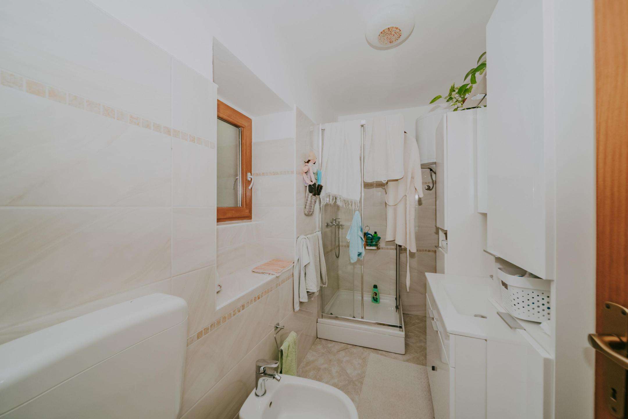 Grožnjan | Samostojeća kuća sa apartmanima