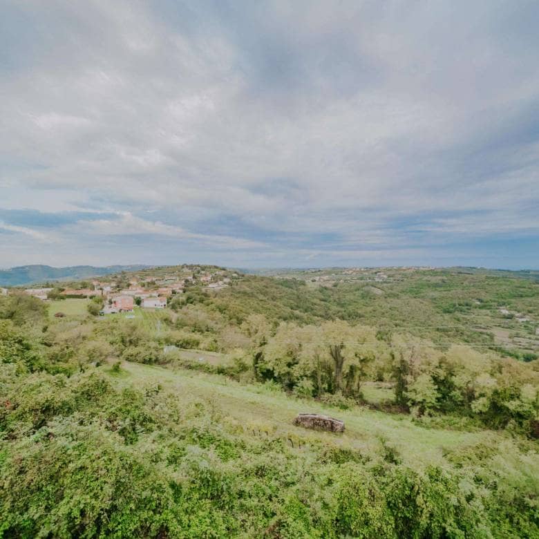 Koper-Gebiet | Einfamilienhaus mit wunderschönem Blick auf das Meer