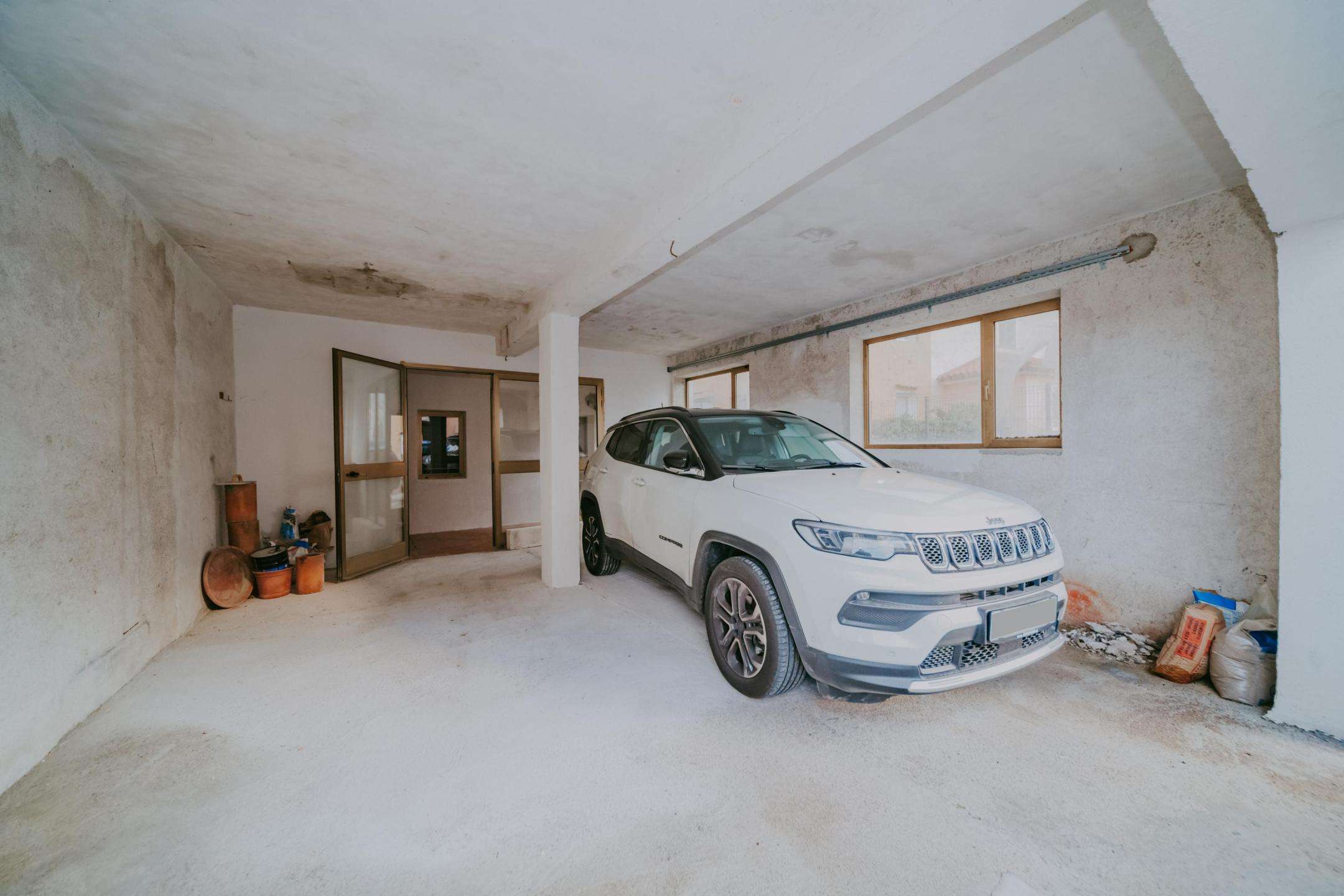 Koper-Gebiet | Einfamilienhaus mit wunderschönem Blick auf das Meer