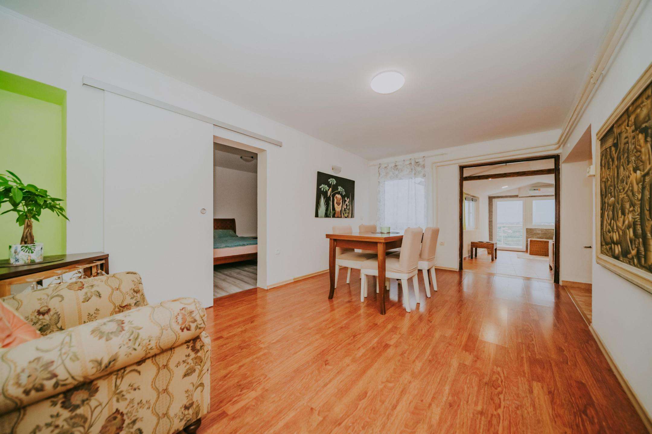 Okolica Kopra | Samostojeća kuća s prekrasnim pogledom na more