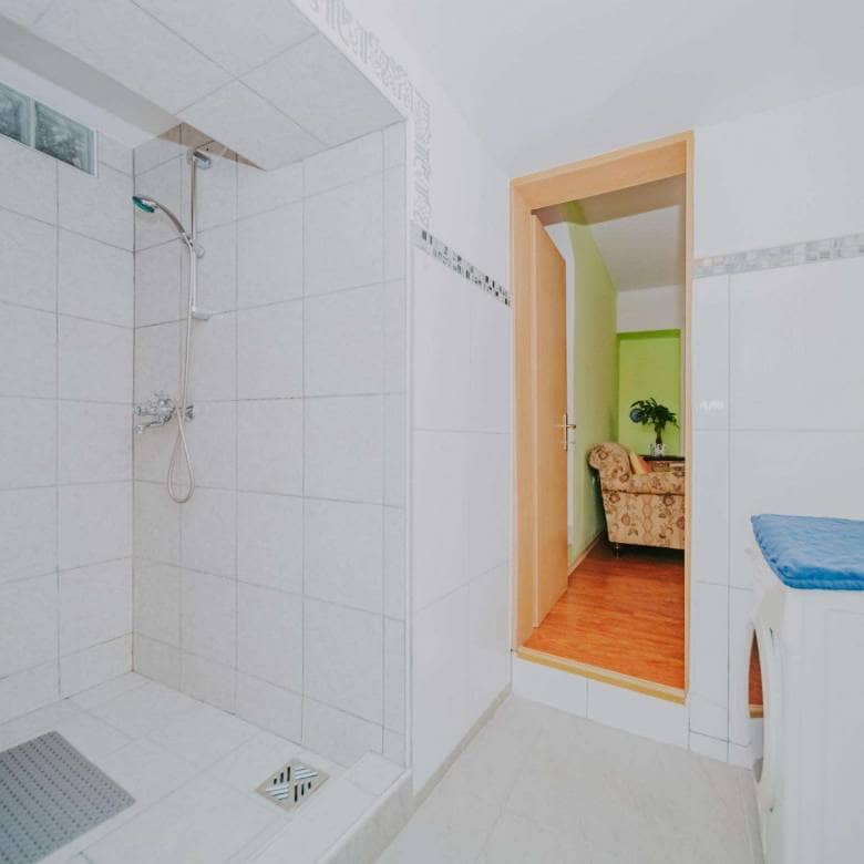 Koper-Gebiet | Einfamilienhaus mit wunderschönem Blick auf das Meer