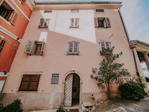 Motovun | House in the center with a beautiful view