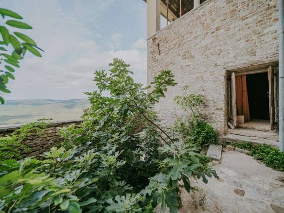 Motovun | House in the center with a beautiful view