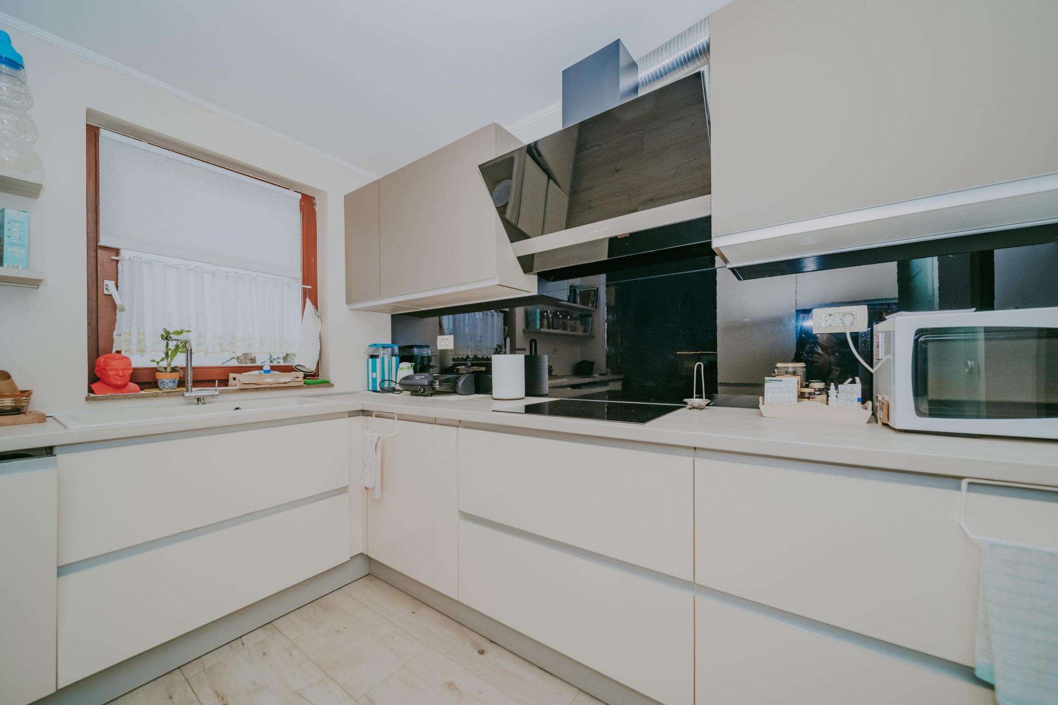 Umag | Samostojeća kuća sa apartmanima i restoranom