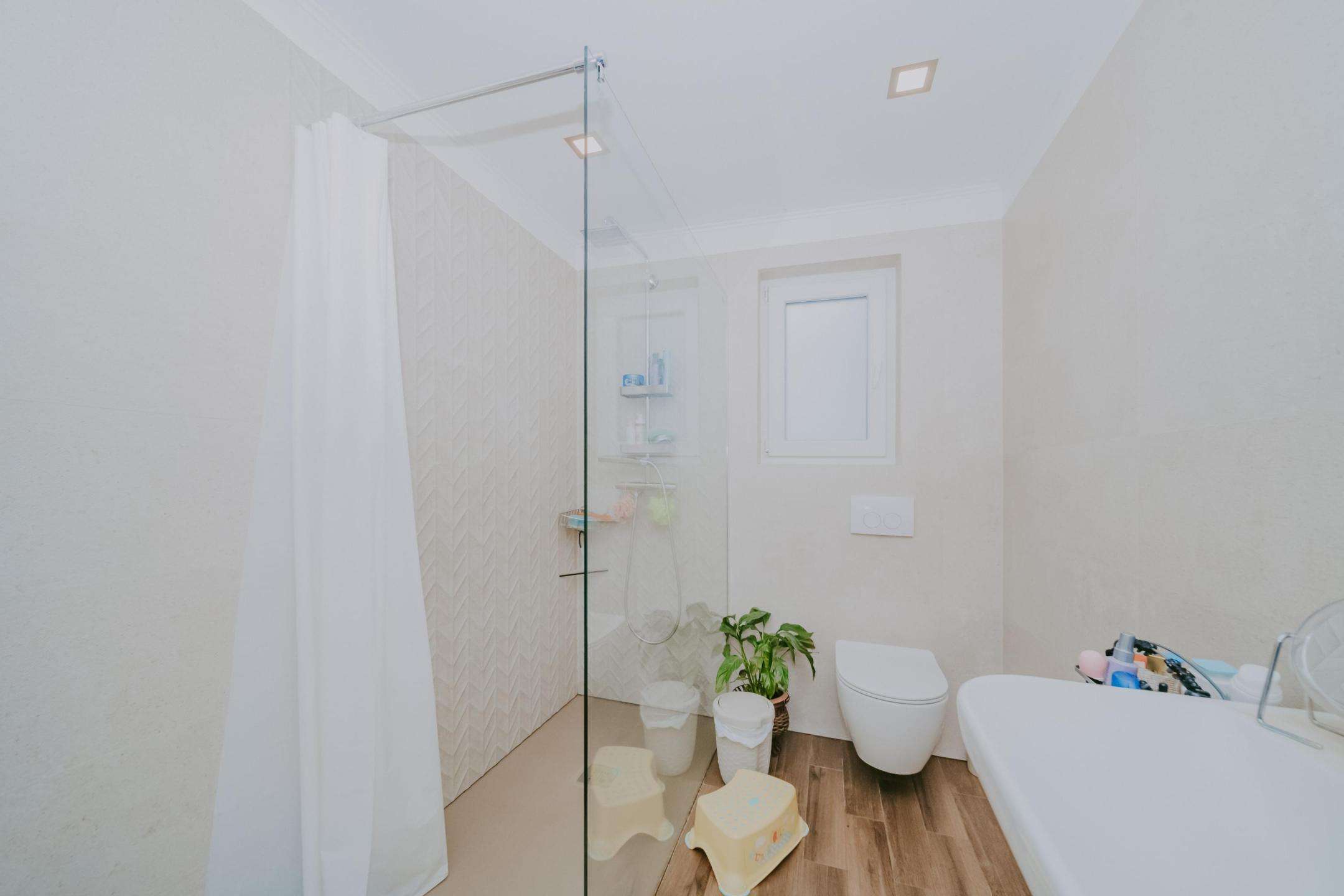 Umag | Samostojeća kuća sa apartmanima i restoranom