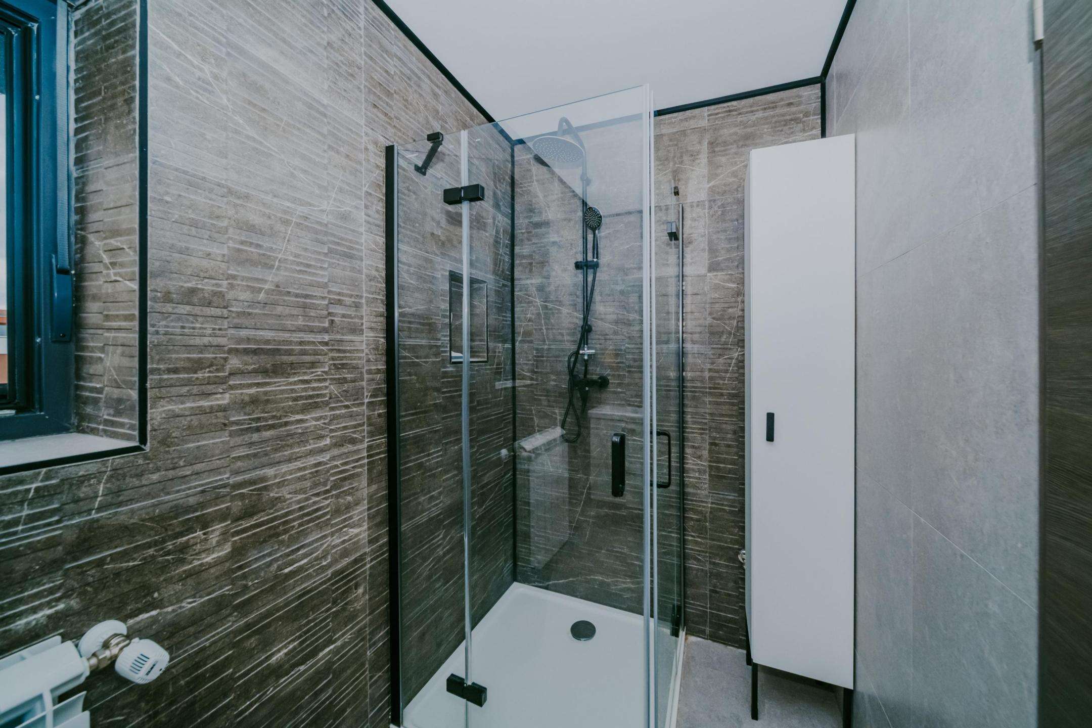 Umag | Samostojeća kuća sa apartmanima i restoranom