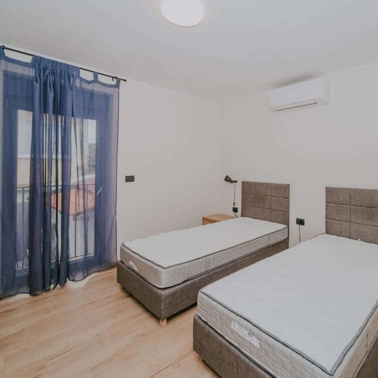 Umag | Ein Einfamilienhaus mit Wohnungen und einem Restaurant