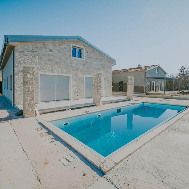 umag okolica novogradnja hiša v bližini mesta morja in meje