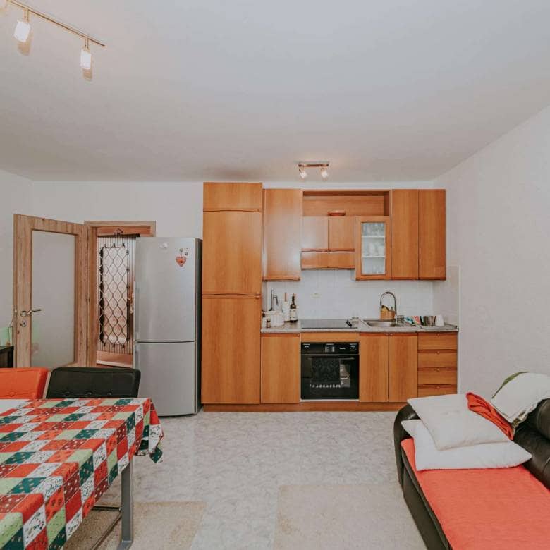 Umag Umgebung | Wohnung im Erdgeschoss mit Hof