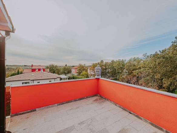 Umag okolica | Stan sa pogledom na more!