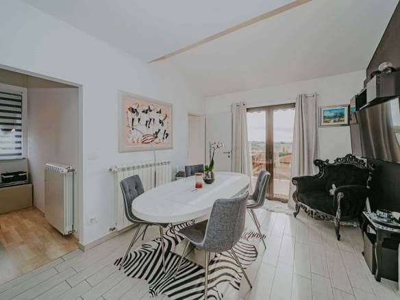 Umag surroundings | Designer apartment with a sea view!