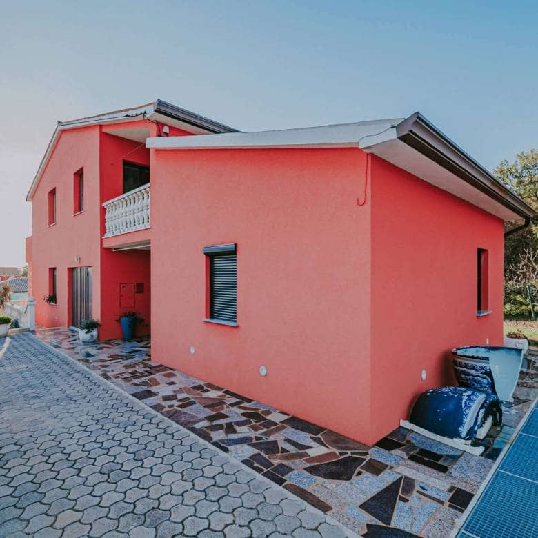 Umag okolica | Samostojeća kuća sa 4 apartmana i pogledom na more