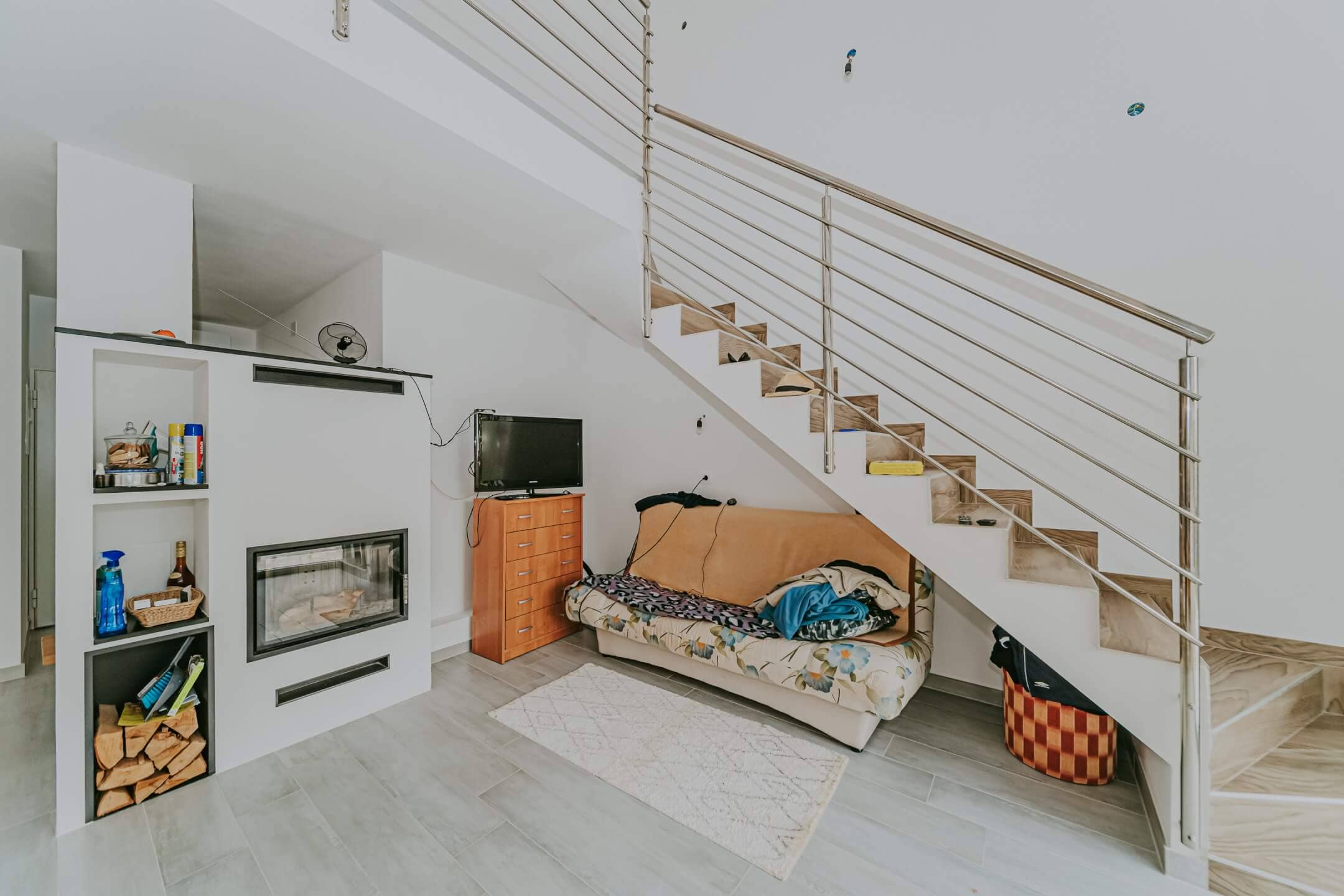 Kaštel okolica | Samostojeća moderna kuća minimalističkog koncepta