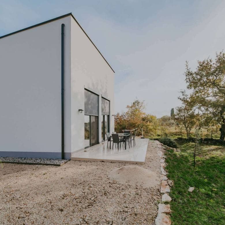 Kaštel okolica | Samostojeća moderna kuća minimalističkog koncepta