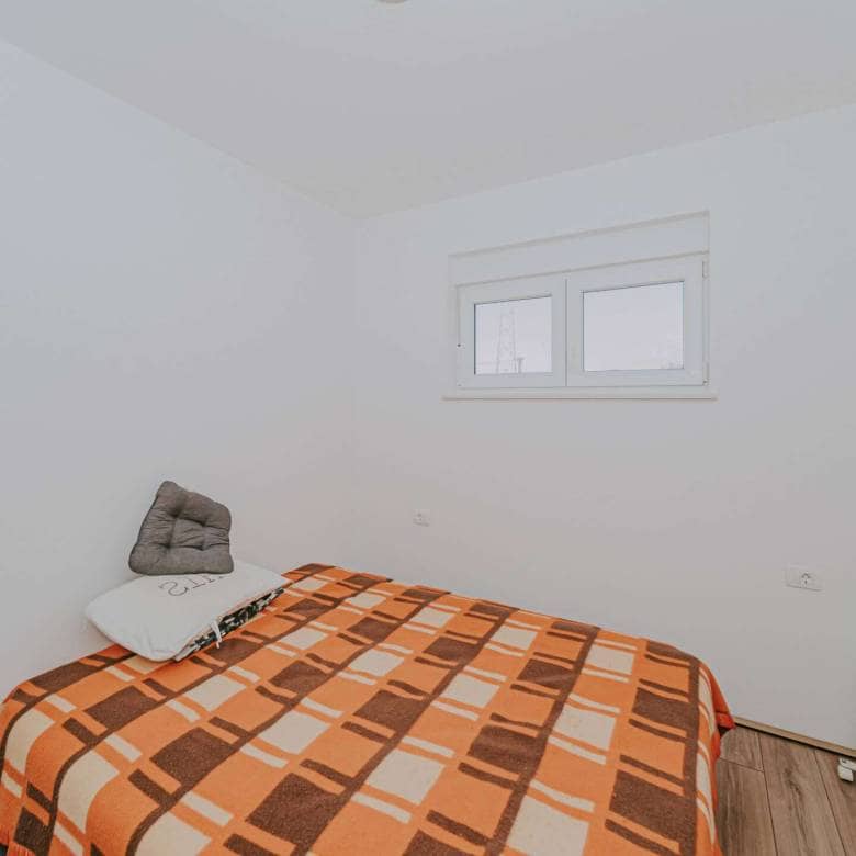 Kaštel okolica | Samostojeća moderna kuća minimalističkog koncepta
