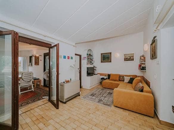 Novigrad, Mareda | Terraced house with a lot of potential